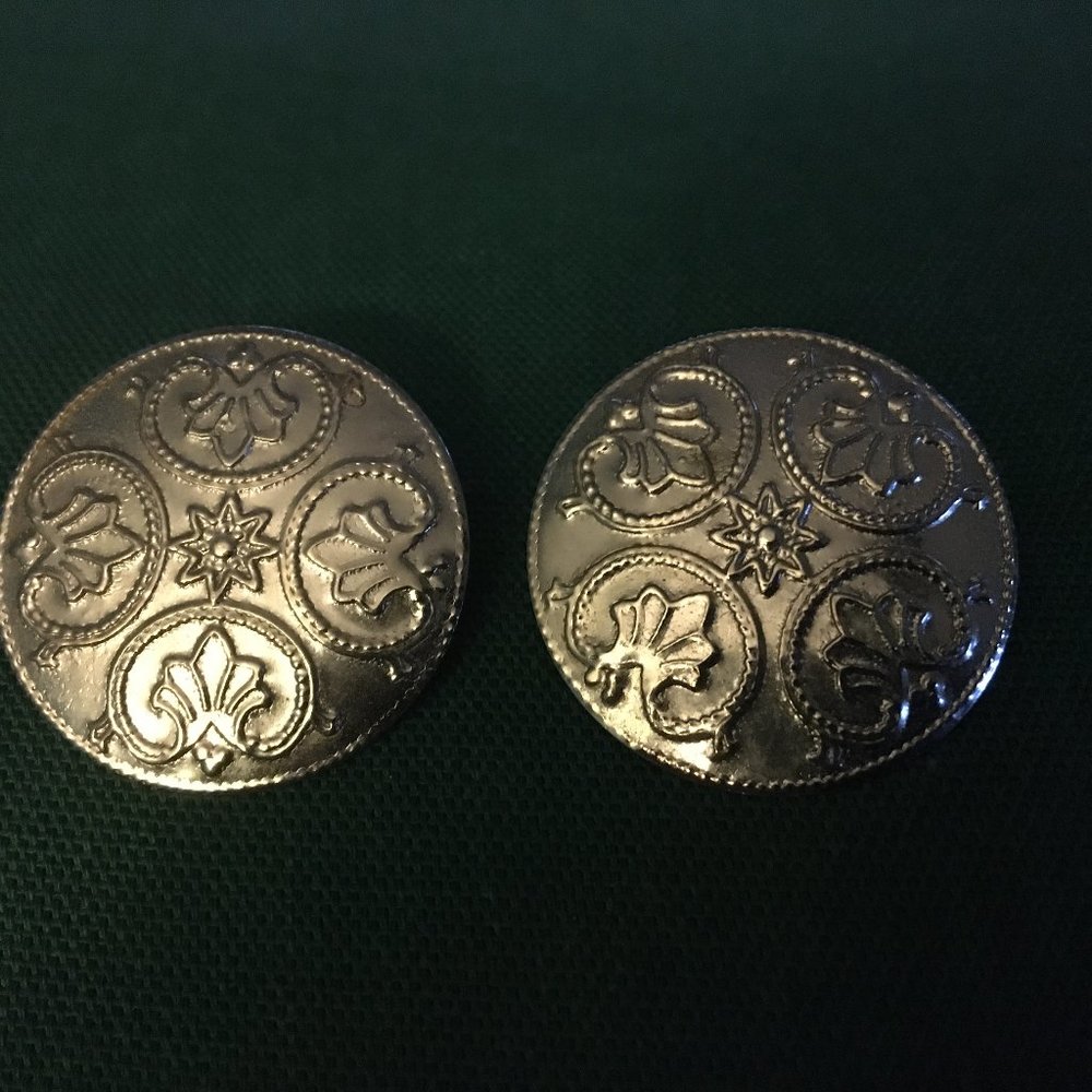 Round Large silver tone earrings